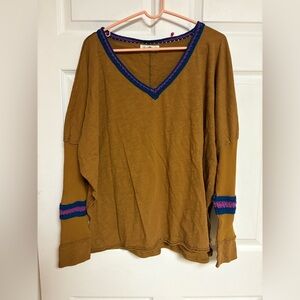 Natural Life Boho V-Neck Flowy Women's Top with Blue and Pink Accents XL